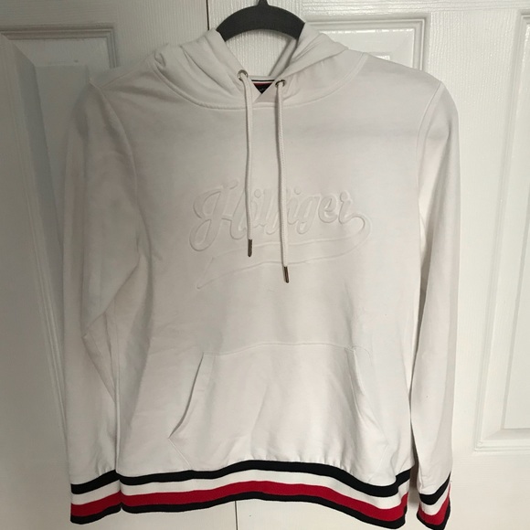 Tommy Hilfiger Tops - Tommy Hilfiger Sweatshirt NWOT